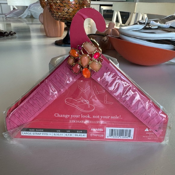 NWT. LINDSAY PHILLIPS SWITCHFLOPS  INTERCHANGEABLE SIZE LARGE - Picture 3 of 8